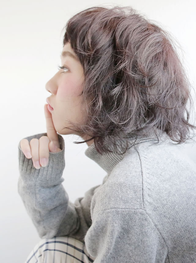 眉上前髪ショートパーマスタイル　2015-2016 秋冬ヘアスタイル